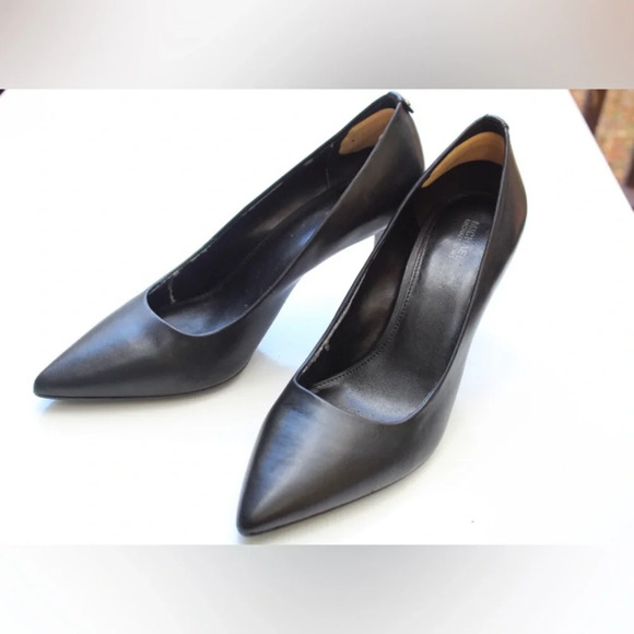 Michael Kors Alina pumps - Picture 1 of 10